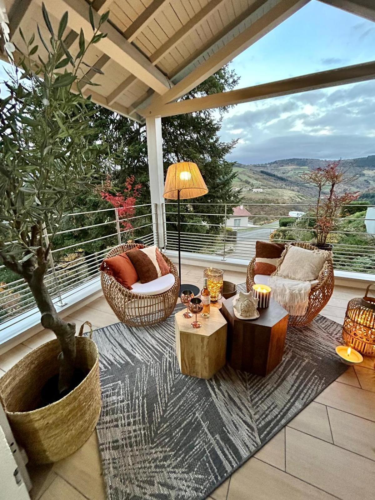 Les Terrasses Du Pilat Homestay
