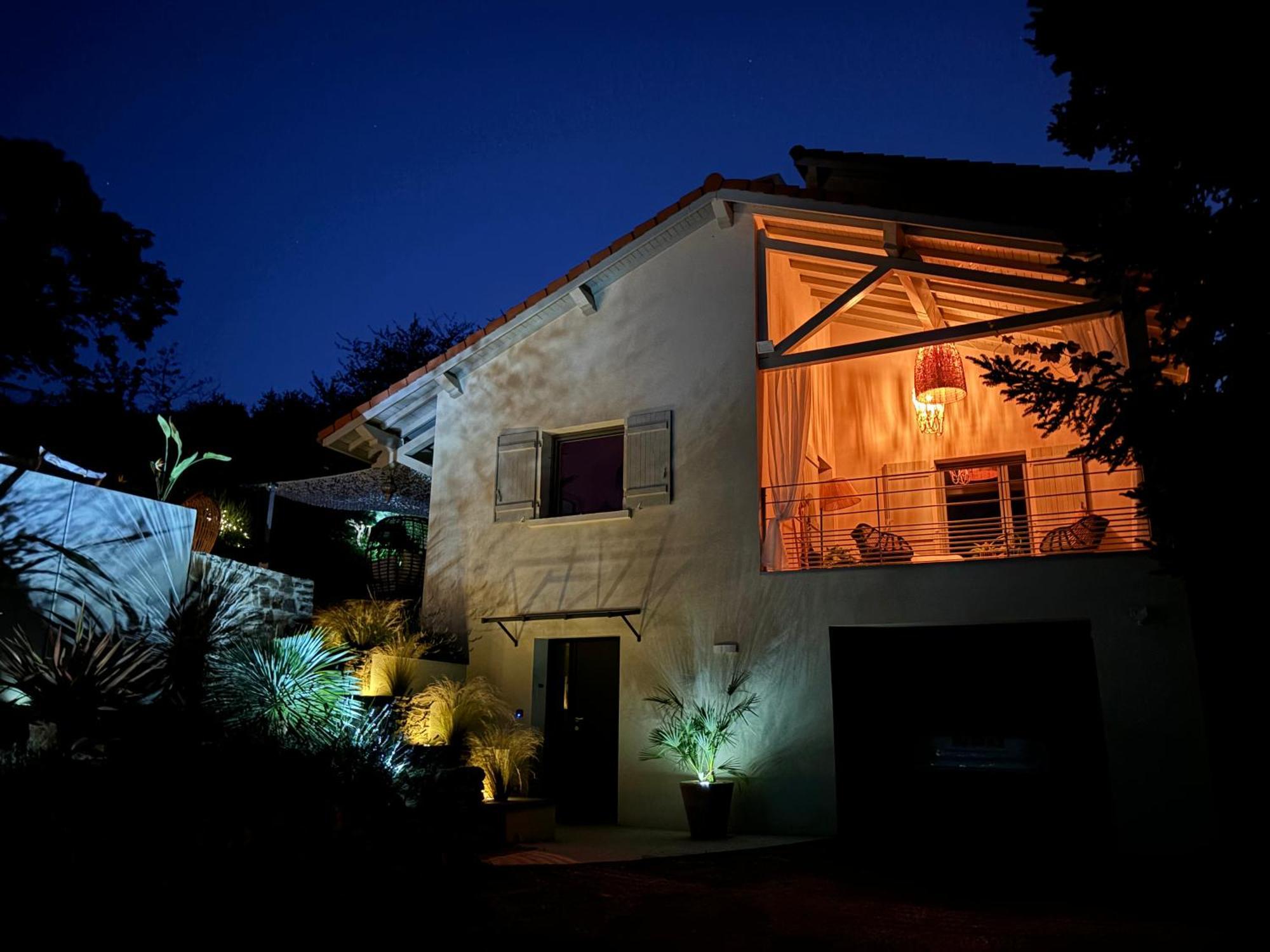 Homestay Les Terrasses Du Pilat *
