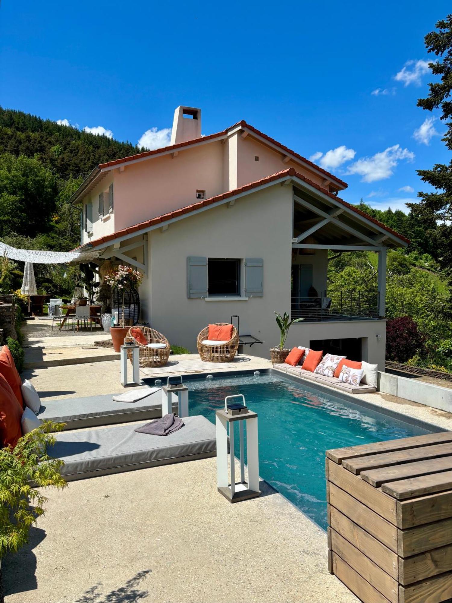 Homestay Les Terrasses Du Pilat La Valla-en-Gier